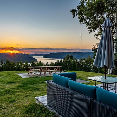 Montfjord - Chalets, Vue Spectaculaire Et Spa. Chantafjord #4 Sacre-Coeur エクステリア 写真