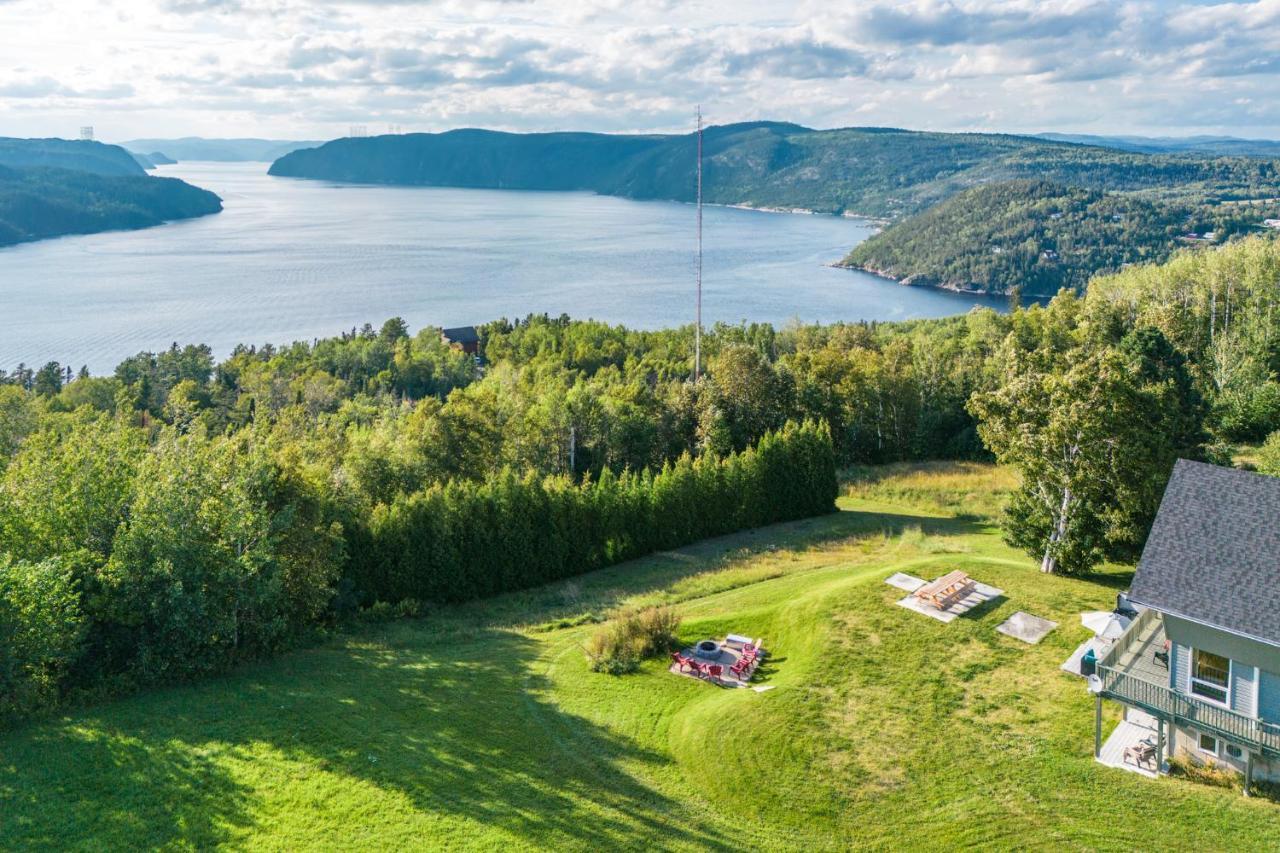 Montfjord - Chalets, Vue Spectaculaire Et Spa. Chantafjord #4 Sacre-Coeur エクステリア 写真