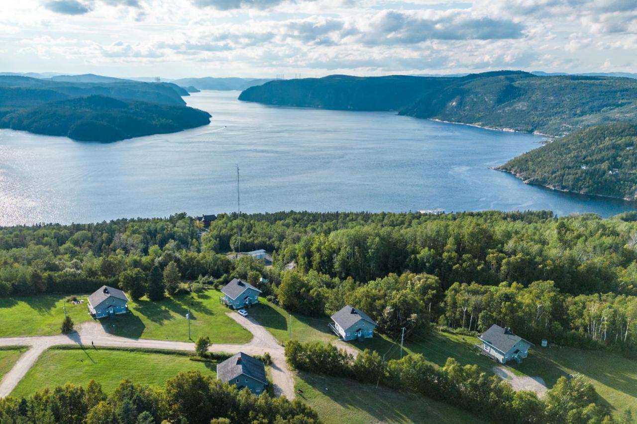 Montfjord - Chalets, Vue Spectaculaire Et Spa. Chantafjord #4 Sacre-Coeur エクステリア 写真