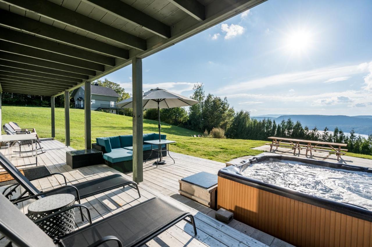Montfjord - Chalets, Vue Spectaculaire Et Spa. Chantafjord #4 Sacre-Coeur エクステリア 写真