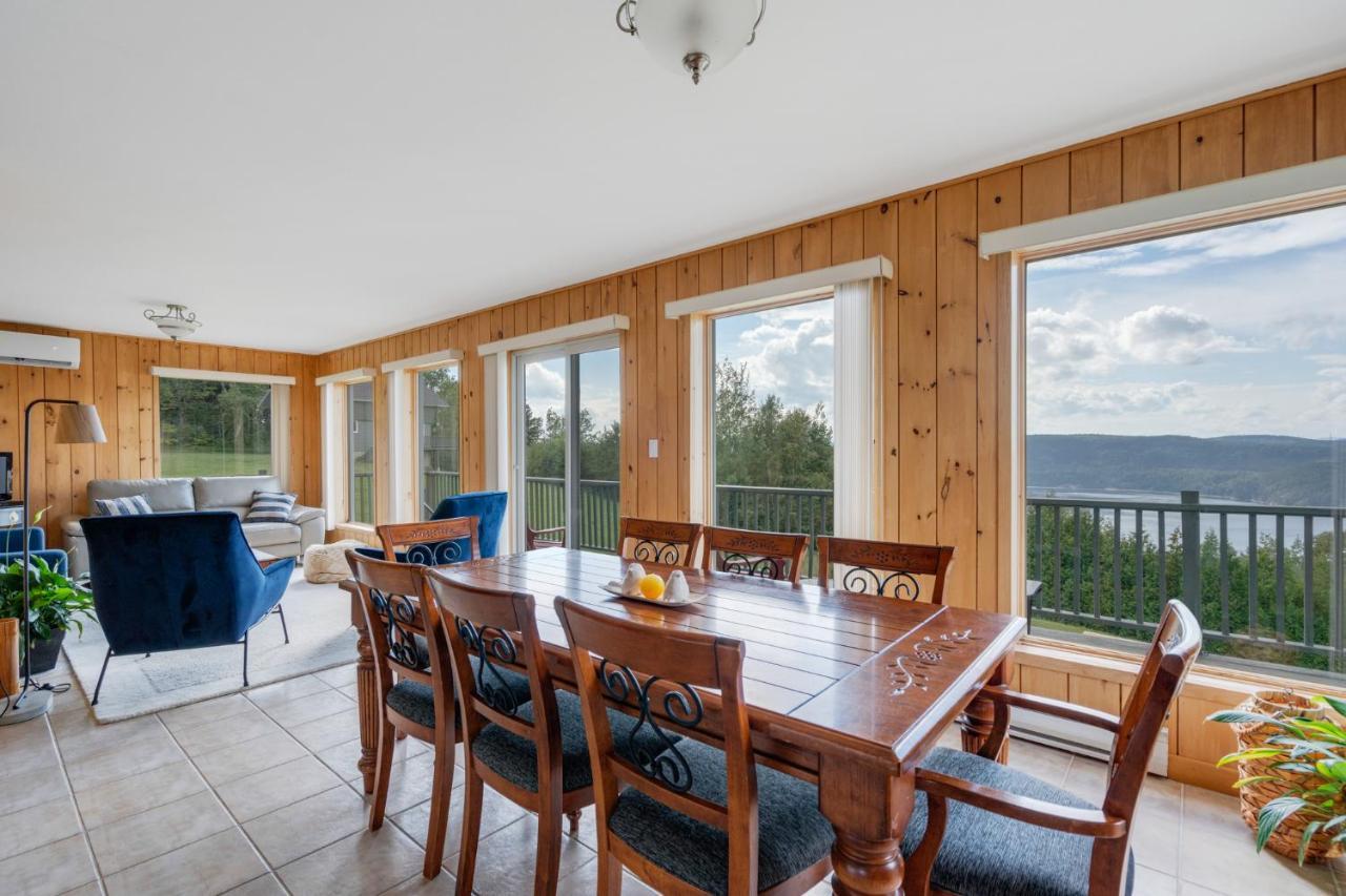 Montfjord - Chalets, Vue Spectaculaire Et Spa. Chantafjord #4 Sacre-Coeur エクステリア 写真